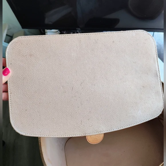 Louis Vuitton Monogram Nice Vanity Case - Picture 13 of 17